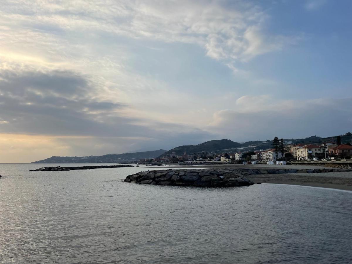 Casa Del Cardinale Leilighet Santo Stefano al Mare Eksteriør bilde